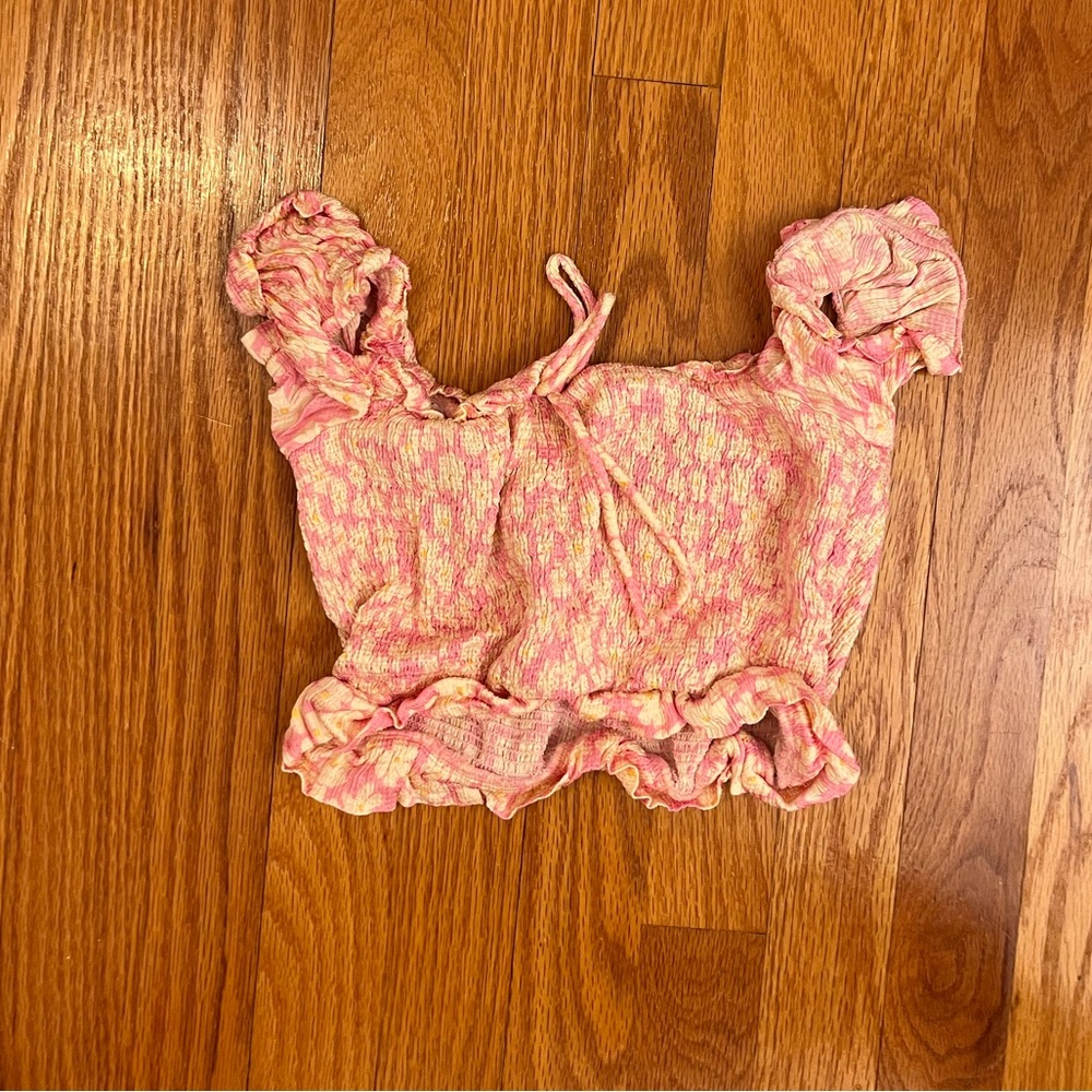 zara floral off the shoulder short sleeve crop top
